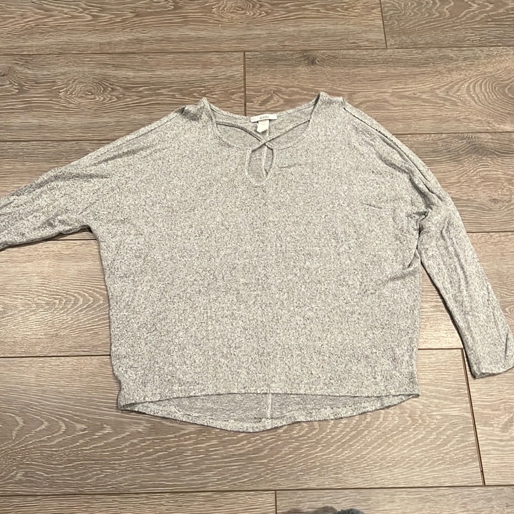 Cold Shoulder Women’s Top, Grey, Small